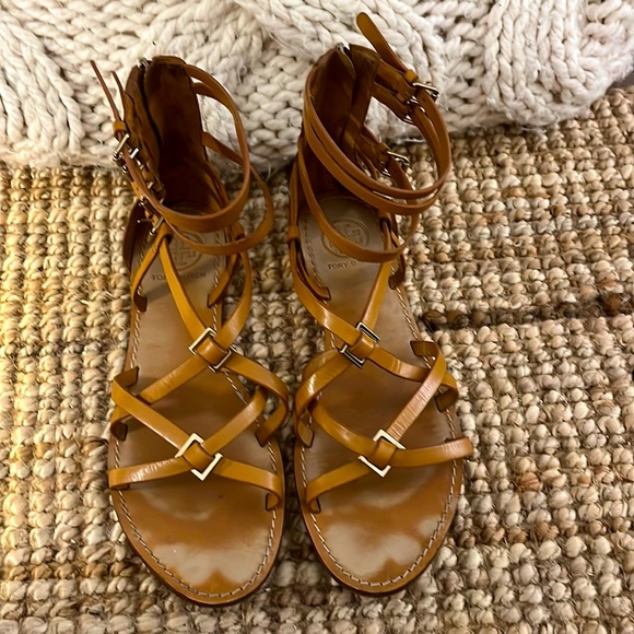 Tory Burch Shoes - Tory Burch Lucas Gladiator Sandals Leather Beige Women’s Size 9